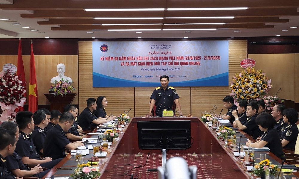 Phó Tổng cục trưởng Tổng cục Hải quan Nguyễn Văn Thọ phát biểu tại buổi gặp mặt. Ảnh: Q.H