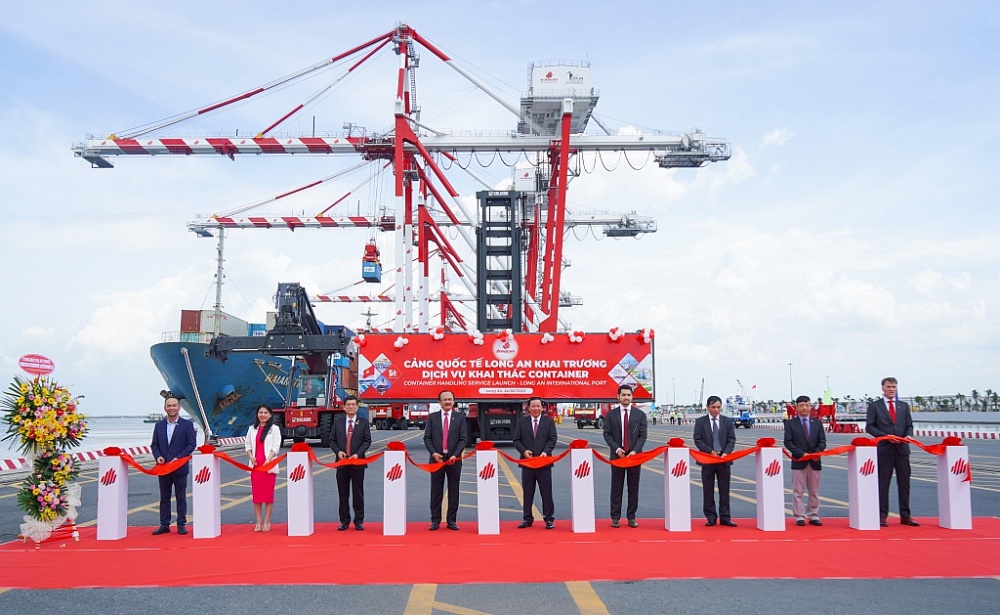 Cảng Quốc tế Long An  hợp long 7 cầu cảng và khai trương dịch vụ khai thác hàng container