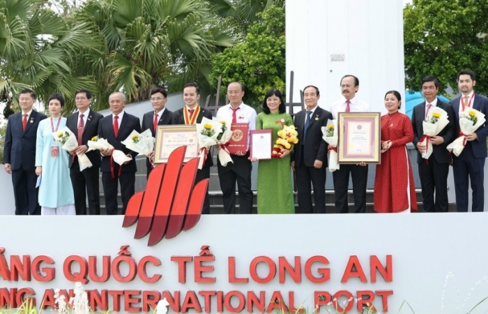 Cảng quốc tế Long An có cột cờ cao nhất Khu vực Đông Dương