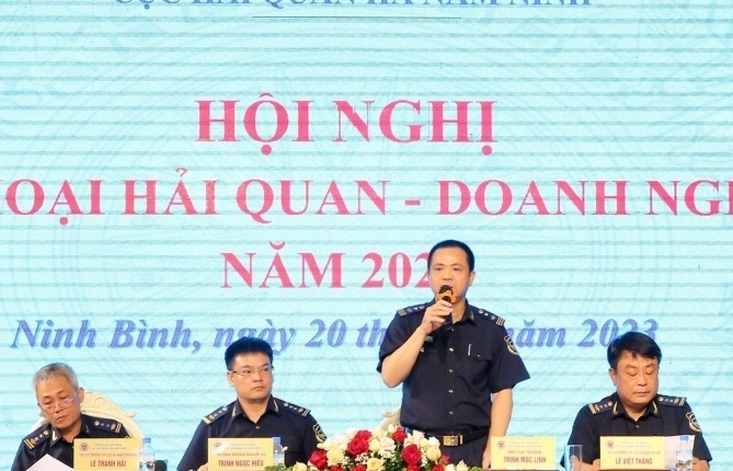 Hải quan Hà Nam Ninh: Lắng nghe, đồng hành  cùng doanh nghiệp