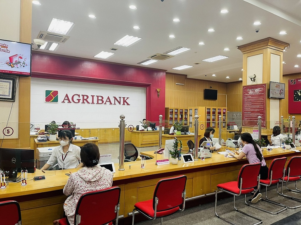 Liên tiếp giảm lãi suất cho vay, Agribank nỗ lực hỗ trợ người dân và doanh nghiệp