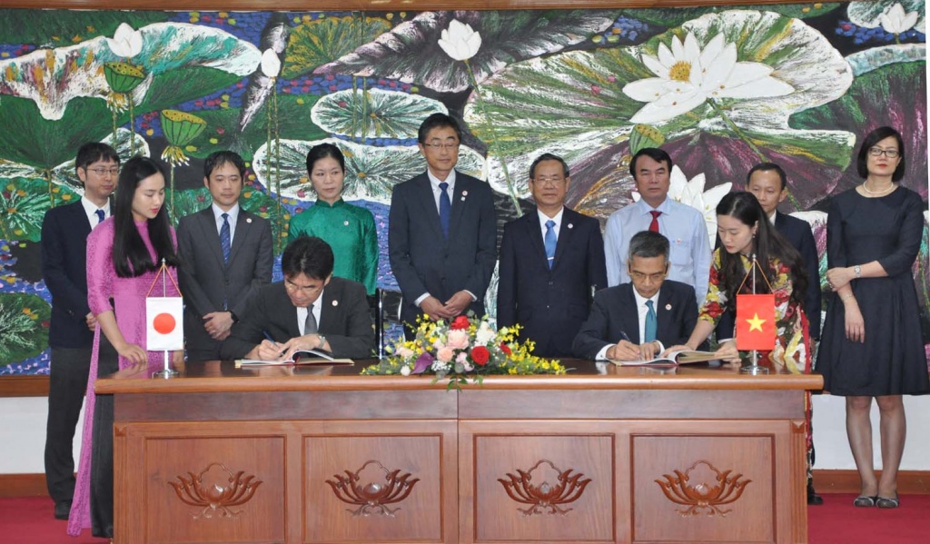 Việt Nam – Nhật Bản ký kết 3 thỏa thuận vay tổng trị giá gần 61 tỷ yên