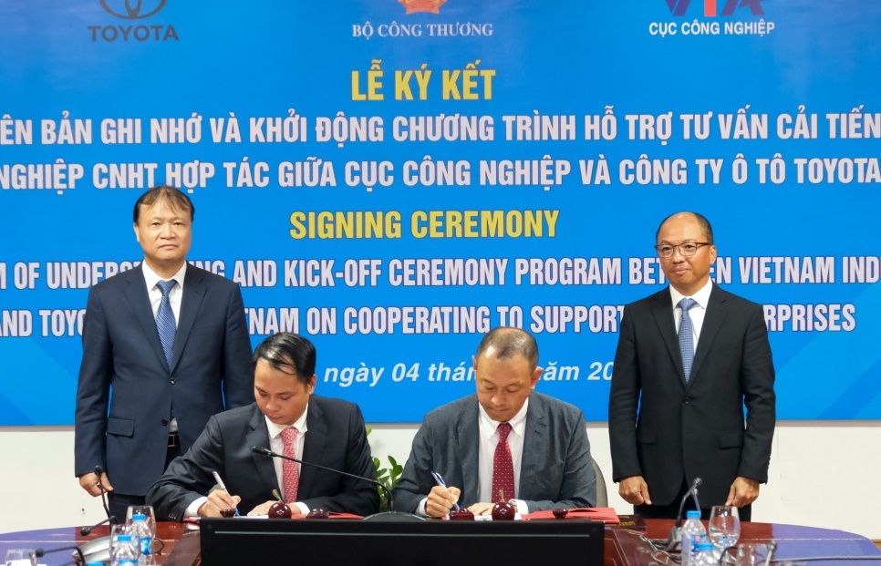 Toyota Việt Nam tiếp tục hỗ trợ phát triển công nghiệp hỗ trợ ô tô Việt Nam