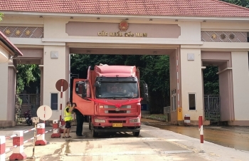 Gỡ “nút thắt” thúc đẩy hoạt động xuất nhập khẩu qua cửa khẩu Cốc Nam