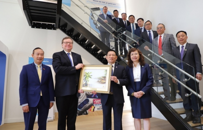 FSMA và IOSCO sẵn sàng hỗ trợ phát triển TTCK Việt Nam minh bạch, bền vững