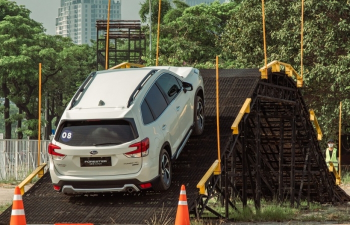 Cùng Outback và Forester mới trải nghiệm công nghệ an toàn hàng đầu của Subaru