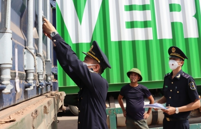 Hải quan Quảng Trị:  Thu ngân sách tăng đột biến từ lượng than đá nhập khẩu