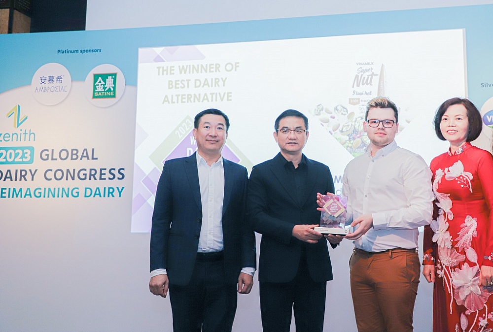 Bộ sưu tập giải thưởng quốc tế 'khủng' của sản phẩm sữa hạt Super Nut - Vinamilk