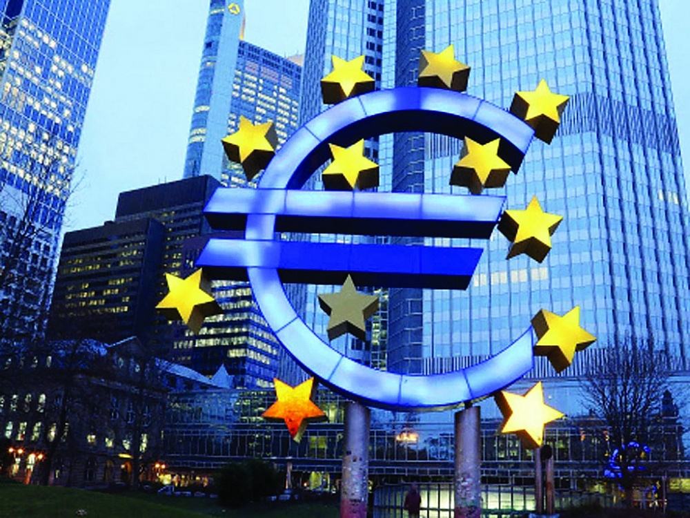 ECB giữ nguyên biện pháp thắt chặt tiền tệ