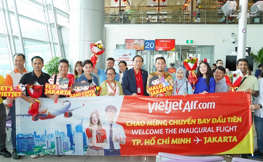 Vietjet khai trương đường bay thẳng kết nối TPHCM với thủ đô Jakarta