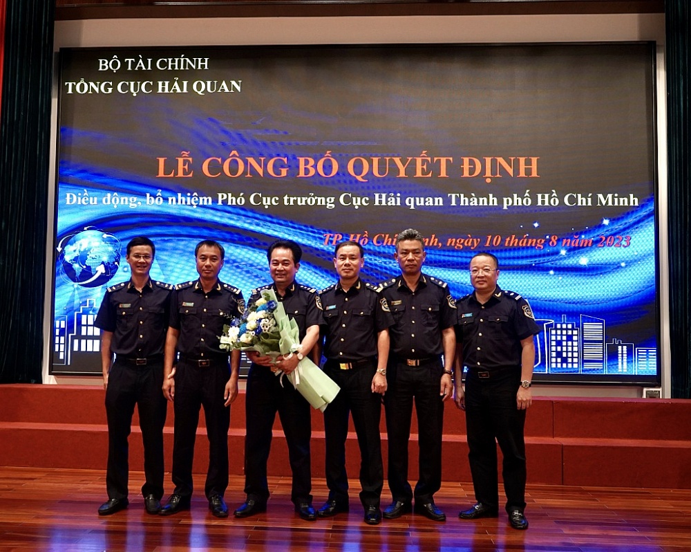 Bổ nhiệm và điều động ông Nguyễn Văn Ổn giữ chức vụ Phó Cục trưởng Cục Hải quan TPHCM