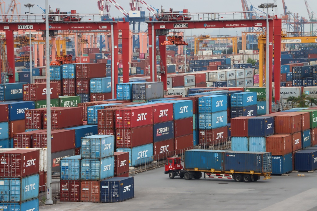 Xuất khẩu nửa cuối tháng 7 tăng hơn 2 tỷ USD