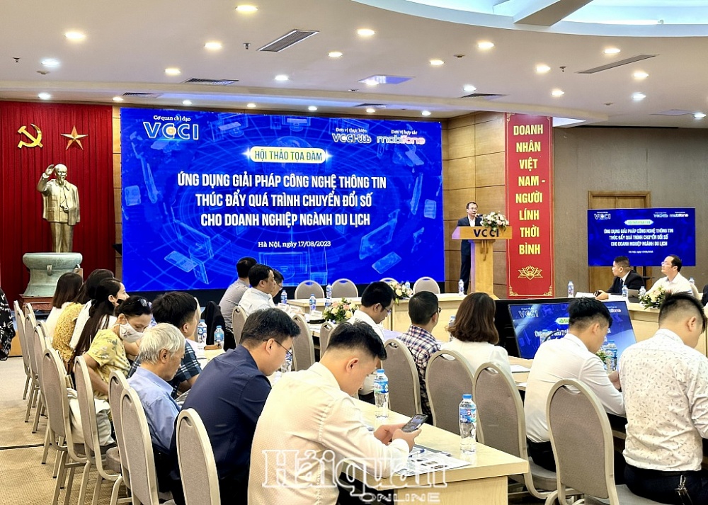 hỗ trợ cộng đồng doanh nghiệp Việt Nam nâng cao hiệu quả sản xuất kinh doanh dựa trên nền tảng công nghệ số và đổi mới sáng tạo. Ảnh: H.D