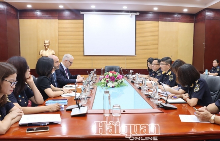 Hải quan Việt Nam đẩy mạnh hợp tác thực thi pháp luật quốc tế