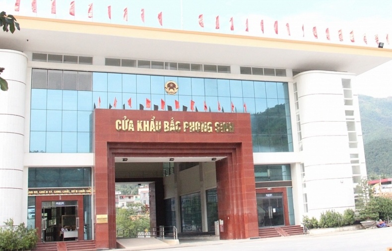 Hơn 39 triệu USD hàng hóa xuất nhập khẩu qua cửa khẩu Bắc Phong Sinh