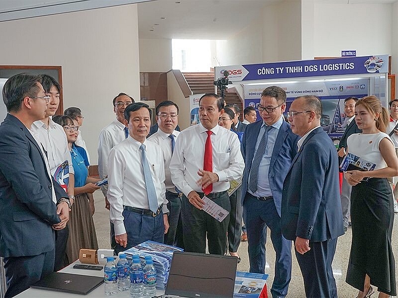 Liên kết phát triển logistics – động lực tăng trưởng kinh tế vùng Đông Nam bộ