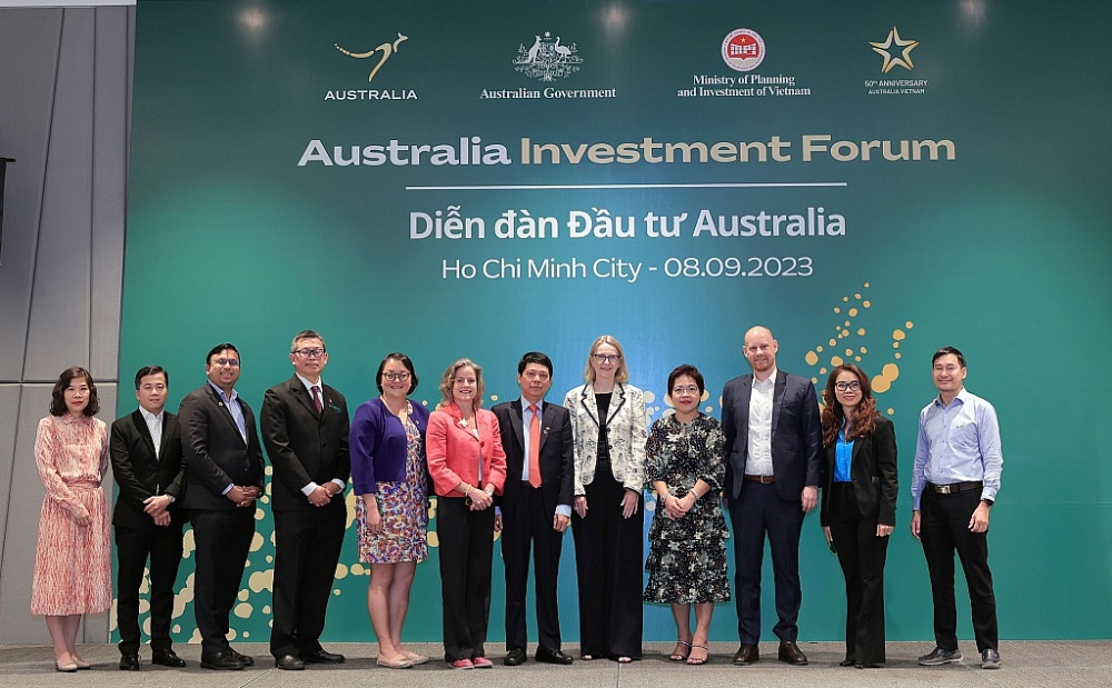 Các đại biểu Việt Nam – Australia và diễn giả tại Diễn đàn Đầu tư Australia 2023.