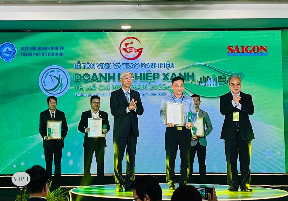 Tôn vinh 90 doanh nghiệp đạt danh hiệu “Doanh nghiệp xanh TPHCM năm 2023”