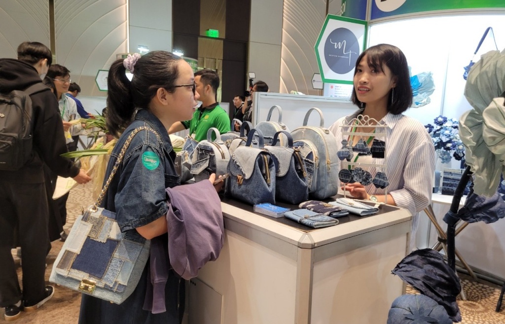 Ngành dệt may thúc đẩy hoạt động tái chế, tuần hoàn