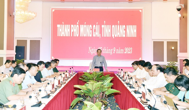 Phó Thủ tướng Trần Lưu Quang làm việc với tỉnh Quảng Ninh về phòng, chống buôn lậu, hàng giả - Ảnh: VGP/Hải Minh