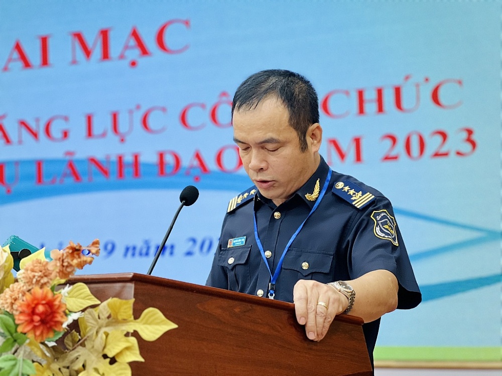 Cục trưởng Nguyễn Hồng Linh phát biểu tại lễ khai mạc kỳ thi. Ảnh: Mai Loan