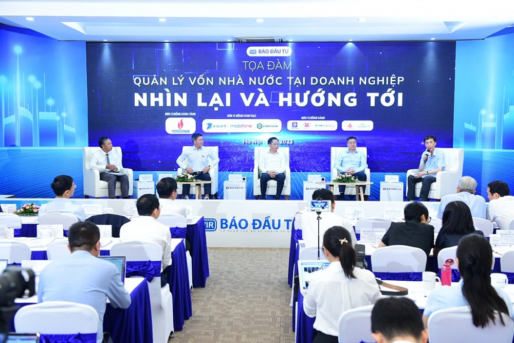 Quang cảnh tọa đàm.