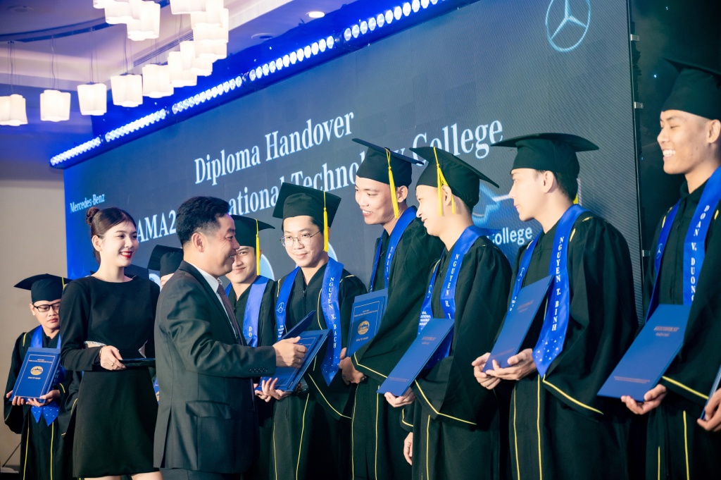 Mercedes-Benz Việt Nam nỗ lực phát triển nguồn nhân lực cho ngành ô tô