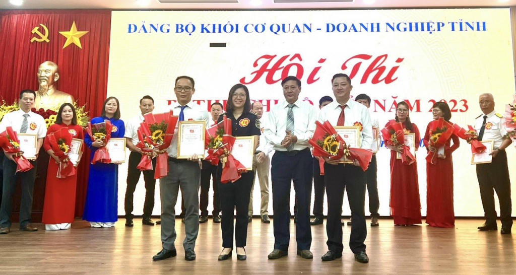 Nữ công chức Hải quan đạt giải Hội thi Bí thư Chi bộ giỏi Khối cơ quan- doanh nghiệp tỉnh Hà Giang