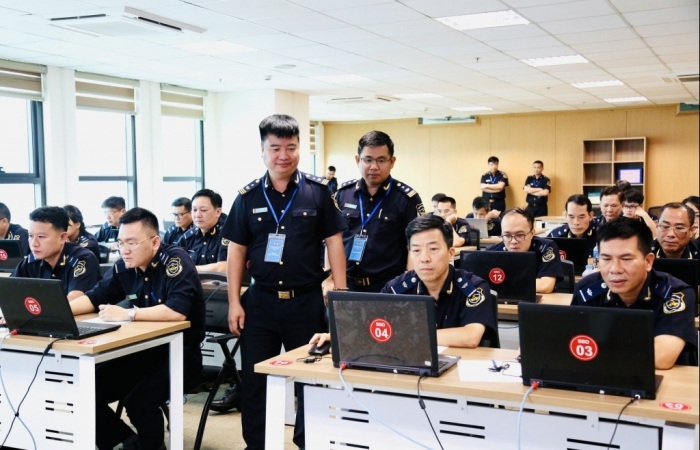 219 công chức Hải quan Quảng Ninh tham gia đánh giá năng lực