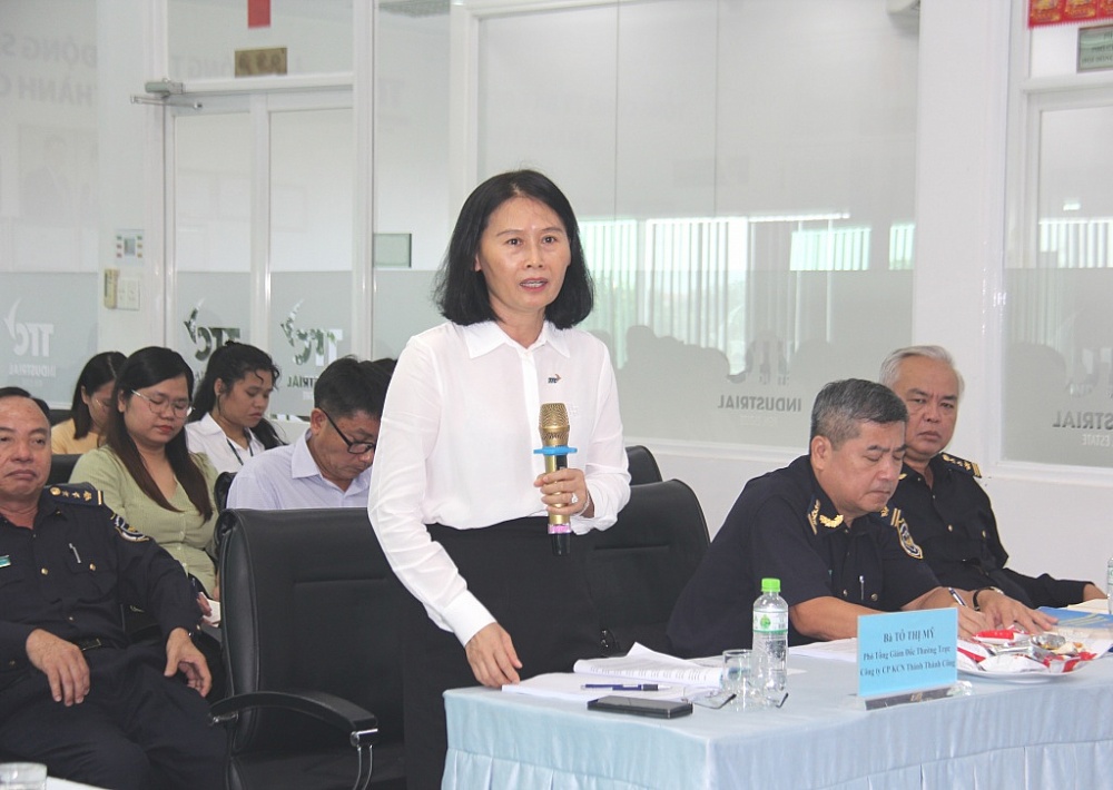Hải quan Tây Ninh gặp gỡ, đối thoại trực tiếp với doanh nghiệp tại các khu công nghiệp