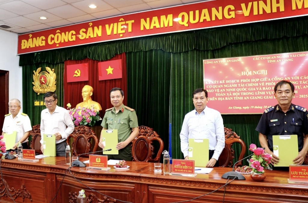 An Giang: Công an và các đơn vị ngành Tài chính ký kết Kế hoạch phối hợp