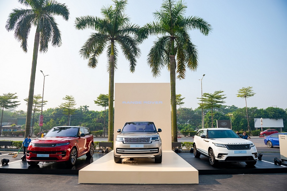 Trung tâm trưng bày mới của của Land Rover: Trải nghiệm độc đáo Trung tâm trưng bày mới của Land Rover: Nâng tầm trải nghiệm cho xe sang
