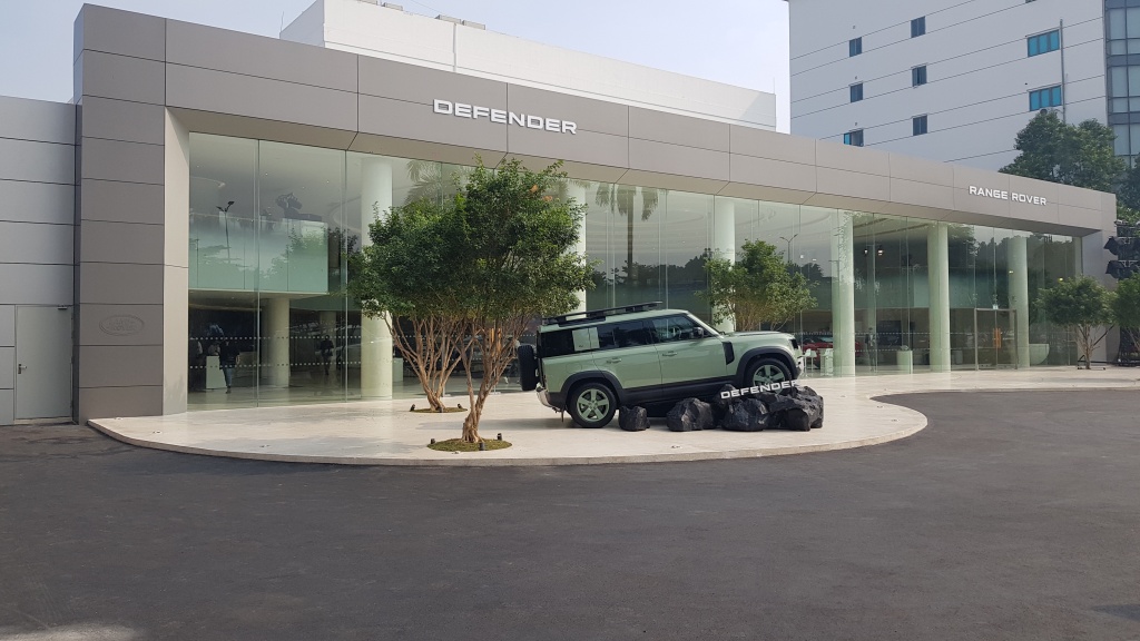 Trung tâm trưng bày mới của Land Rover: Nâng tầm trải nghiệm cho xe sang
