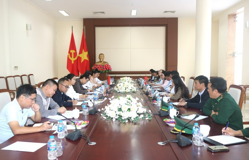 Hải quan Móng Cái hỗ trợ doanh nghiệp dự Hội chợ quốc tế Việt - Trung