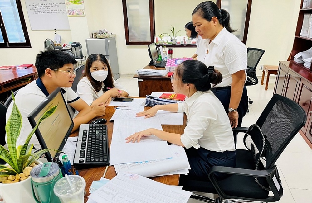Hoạt động nghiệp vụ tại KBNN Ninh Thuận	 Ảnh: KBNN Ninh Thuận
