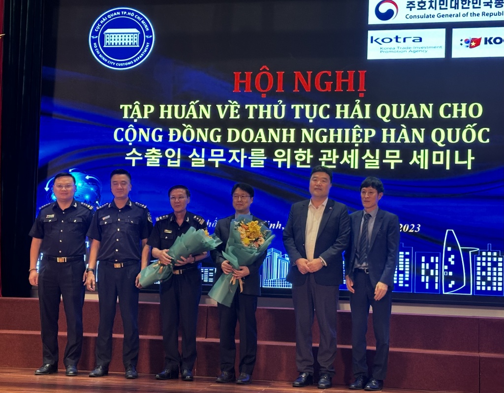 Hải quan TPHCM hướng dẫn thủ tục hải quan cho doanh nghiệp Hàn Quốc