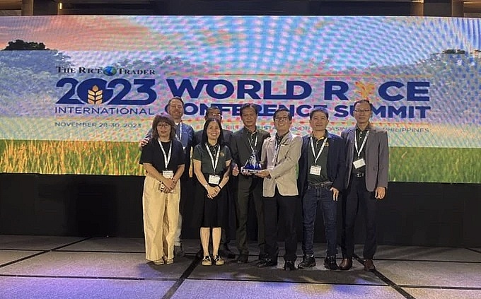 Ba doanh nghiệp của Việt Nam cùng nhận giải Gạo ngon nhất thế giới năm 2023 được trao cho Việt Nam