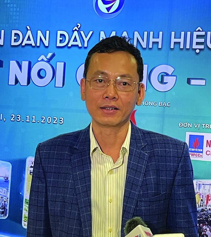 Ông Nguyễn Văn Thành