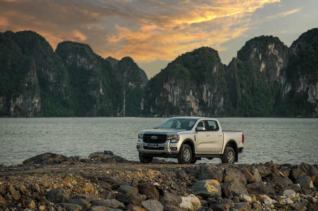 Ford Việt Nam giảm giá, ưu đãi 100% lệ phí trước bạ cho khách mua xe