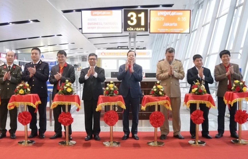 Đón khách quốc tế cuối năm, Vietjet khai trương 2 đường bay mới