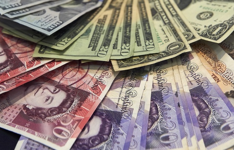 Đồng bảng Anh tăng giá mạnh so với đồng USD, tỷ giá chạm đỉnh của 5 tháng