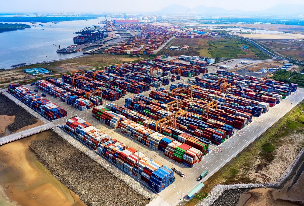 Cụm cảng Cái Mép của Việt Nam được xếp vào nhóm cảng biển lớn của thế giới với sản lượng hàng container thông qua đạt hơn 4 triệu Teu/năm. (Ảnh: Hồng Đạt/TTXVN)