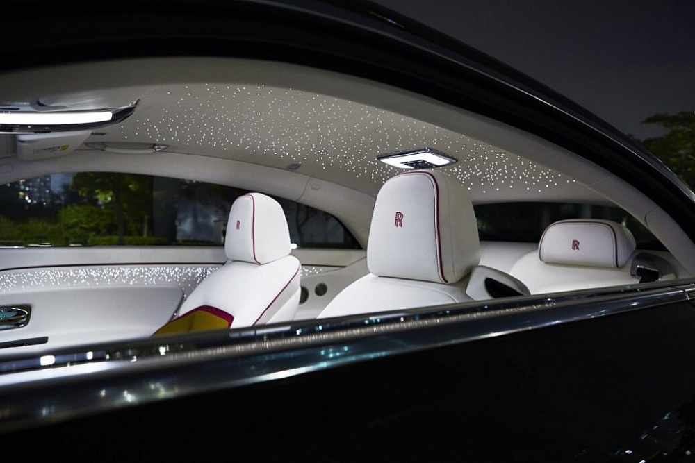 Chiêm ngưỡng Rolls-Royce Spectre, mẫu xe siêu sang thuần điện đắt nhất Việt Nam