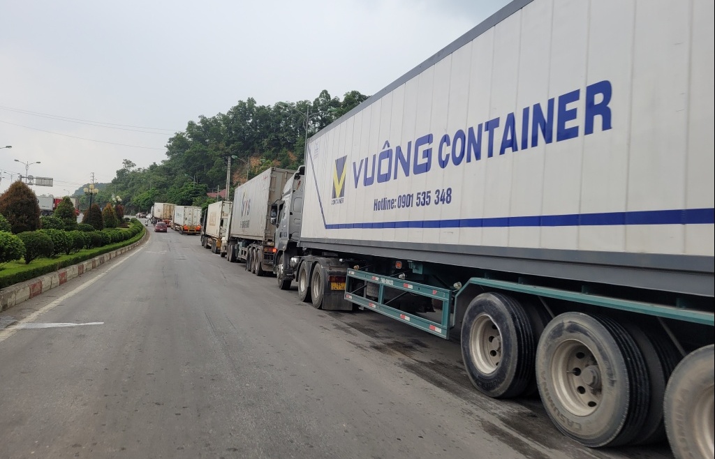 Từ 1/8/2024, phương tiện vận tải qua các cửa khẩu Lạng Sơn phải có những giấy tờ gì?
