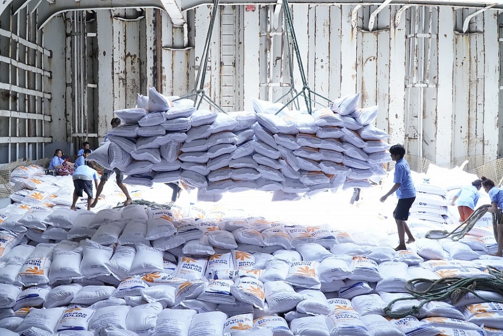 Việt Nam trúng 10/17 gói thầu 500.000 tấn gạo của Indonesia