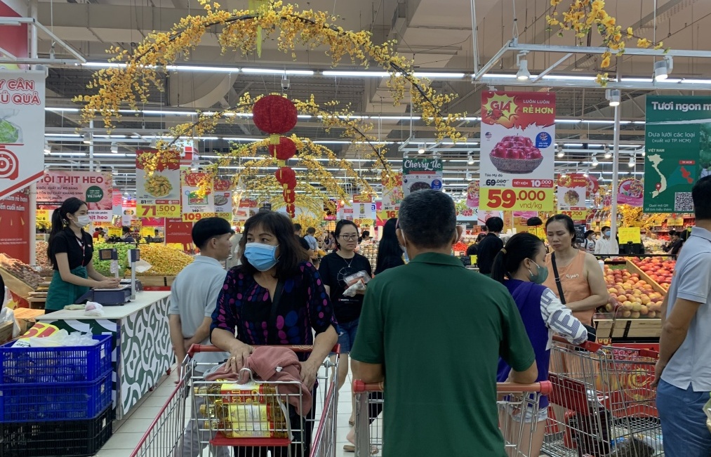 TPHCM: Hàng hoá tại siêu thị, chợ đầu mối dồi dào phục vụ Tết