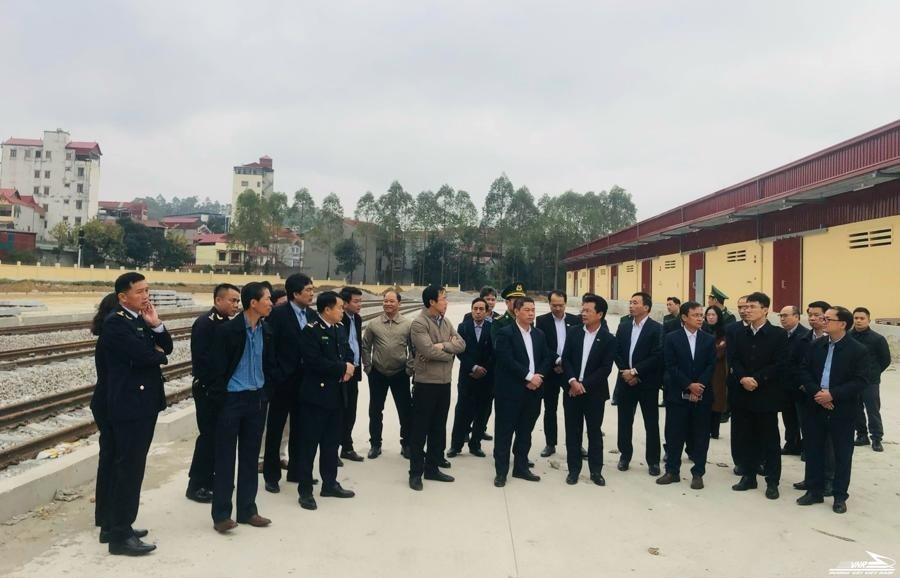 Lạng Sơn: Tìm giải pháp thúc đẩy xuất nhập khẩu hàng hóa qua tuyến đường sắt