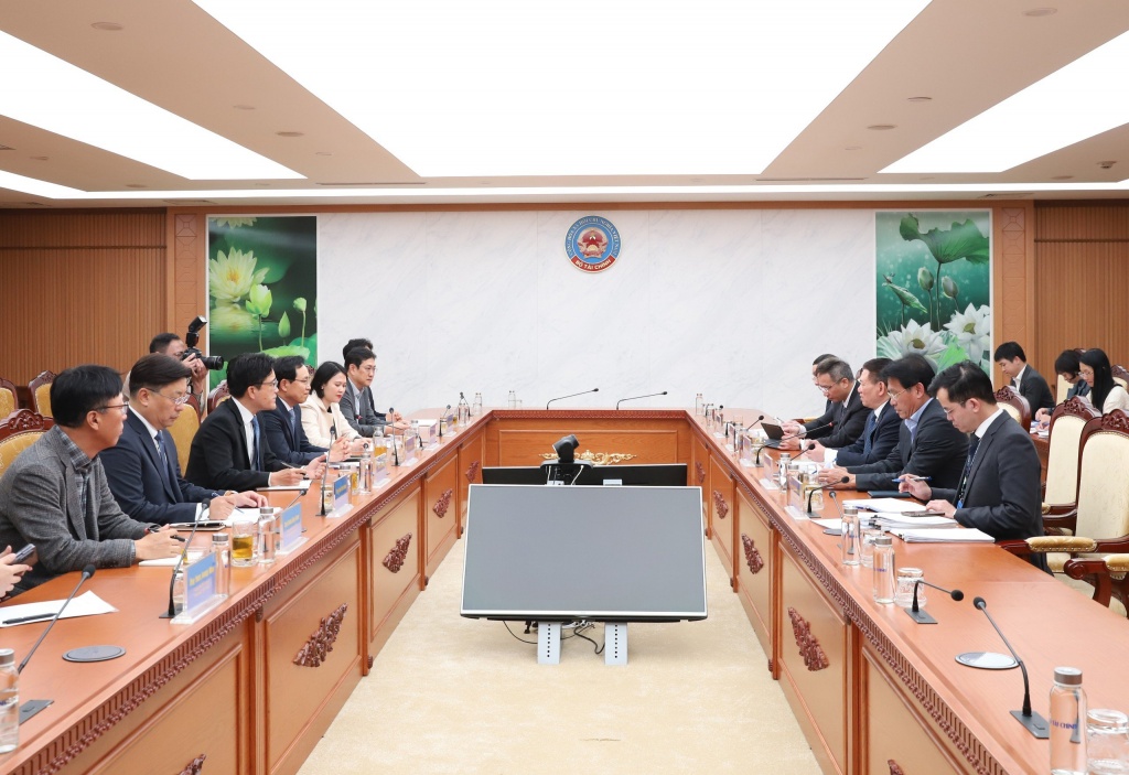 Bộ Tài chính luôn khuyến khích Samsung và các doanh nghiệp nước ngoài đầu tư vào Việt Nam