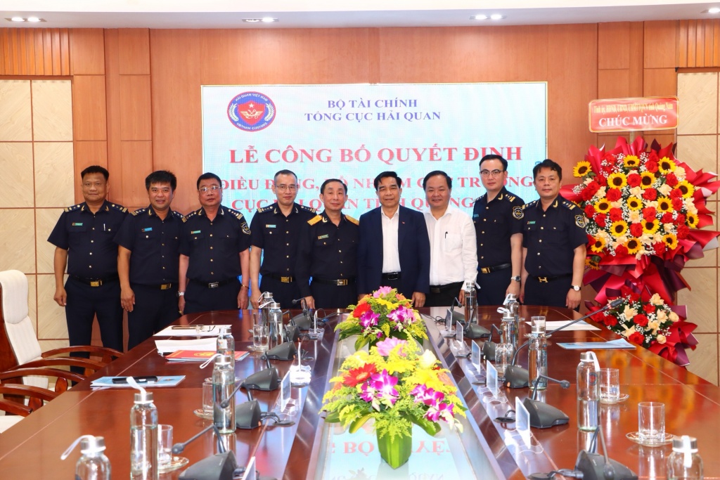 Điều động, bổ nhiệm ông Dương Xuân Sinh giữ chức Cục trưởng Cục Hải quan Quảng Nam