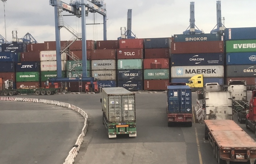 Hàng hóa ra vào cảng Cát Lái bằng Hệ thống cổng tự động
